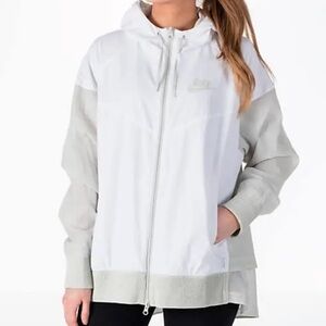 Women’s Nike Tech liberty windrunner 886268-100 jacket XS